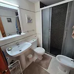 Piso Soleado En Apolo Vii 아파트 *