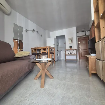 דירה Piso Soleado En Apolo Vii קלפה